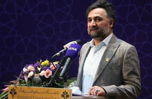 از هر روشی برای همکاری با نخبگان ایرانی خارج از کشور بهره می بریم