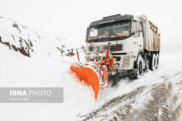 برف در جاده های ۲ استان