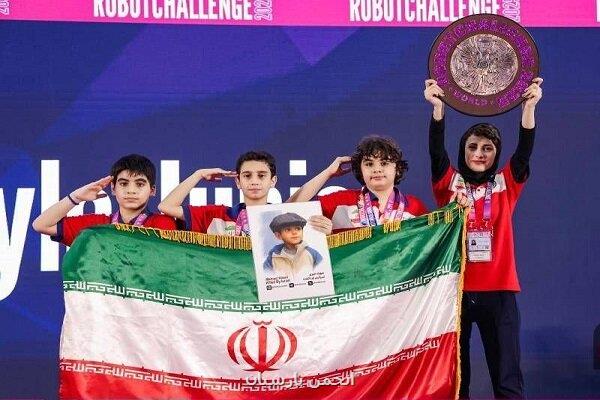 نایب قهرمانی تیم رباتیک دانش آموزی در مسابقات جهانی پکن