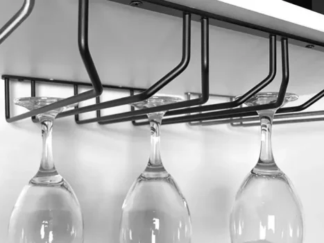 جزئیات داخلی یک میز بار حرفه ای