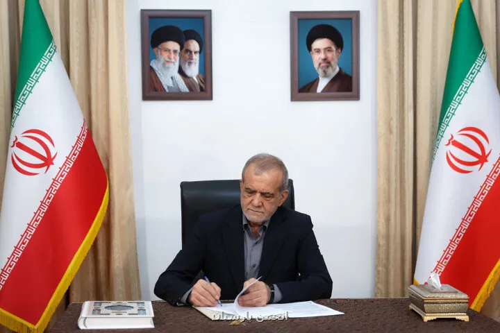 پزشکیان عضو تازه هیأت امنای بنیاد ملی نخبگان را منصوب نمود